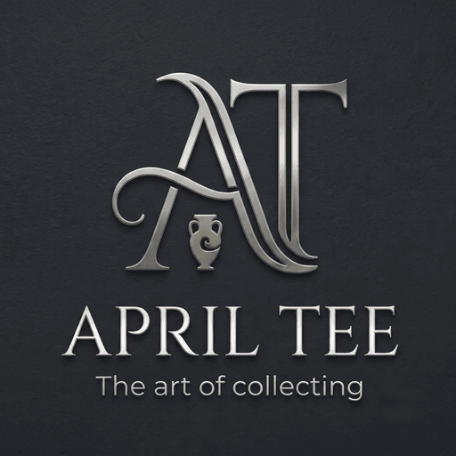 April Tee monogram logo – the art of collecting